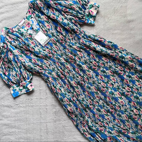 Ganni Dresses & Skirts - NWT Ganni Pleated Georgette Midi Dress Puff Sleeves Smocked Floral Azure Blue